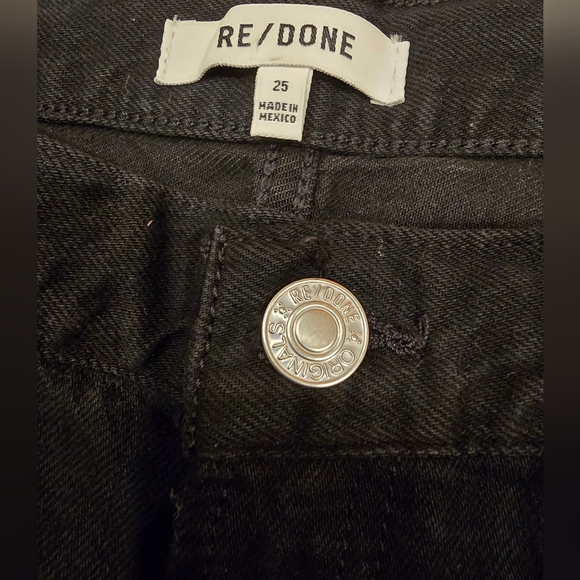 NWT RE/DONE black denim jeans wide Loose leg With Slit -Size 25 with a 30" Waist - Picture 14 of 16